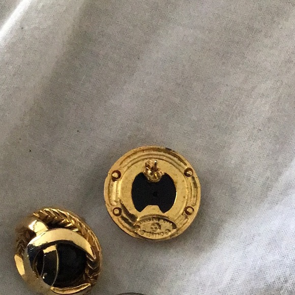 Chanel onex earnings - Picture 3 of 3